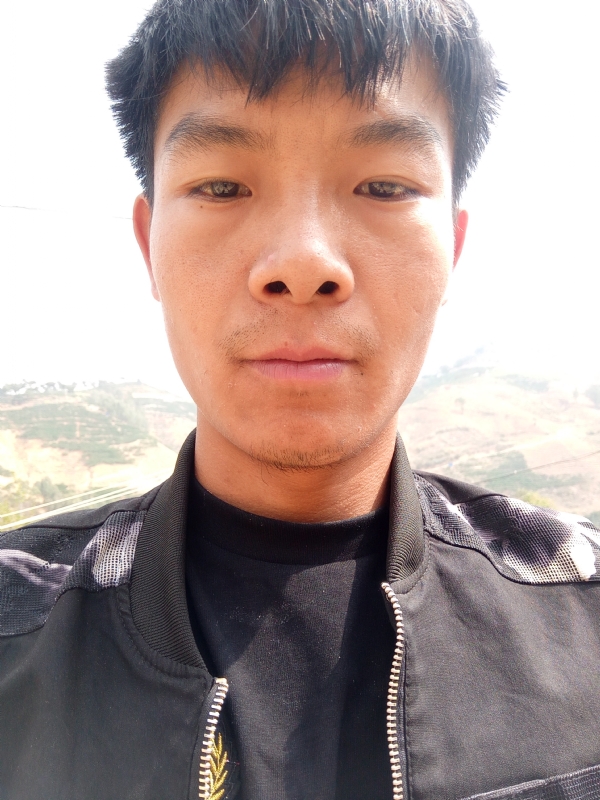 唐伟的第一张照片--玉溪残疾人相亲网